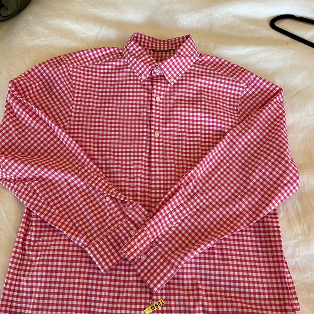Vineyard vines, button down shirt